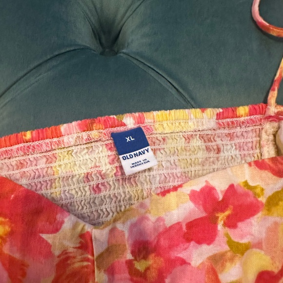 NWT - Picture 3 of 4